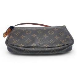 Pochette Louis Vuitton Monogram Pouch